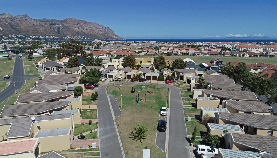 3 Bedroom Property for Sale in Fairview Golf Estate Western Cape